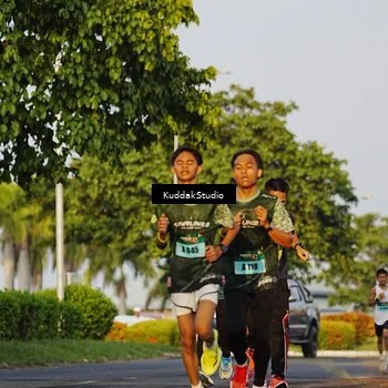 Runner Photo 5953765