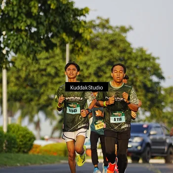 Runner Photo 5953772
