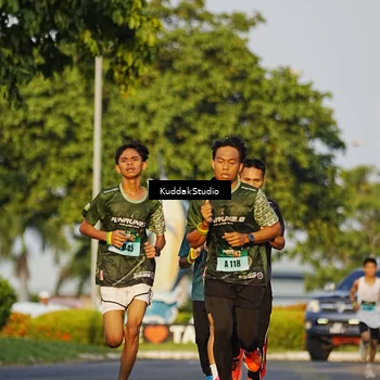 Runner Photo 5953781