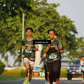 Runner Photo 5953783