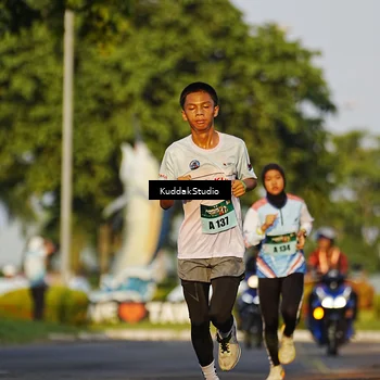 Runner Photo 5953862