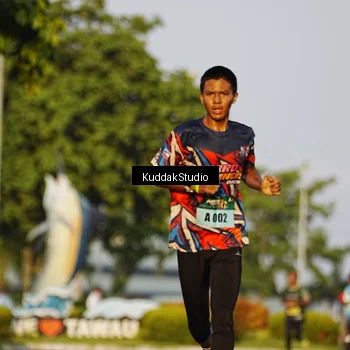 Runner Photo 5953973