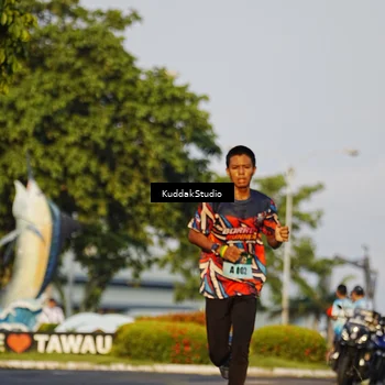Runner Photo 5953987