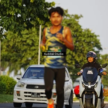 Runner Photo 5954075
