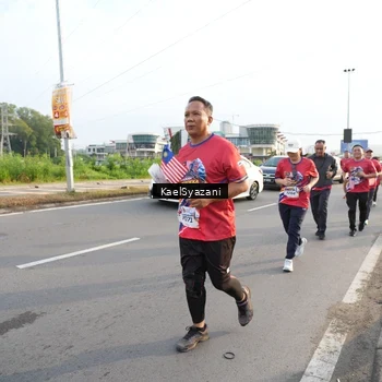 Runner Photo 5954130