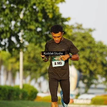 Runner Photo 5954148
