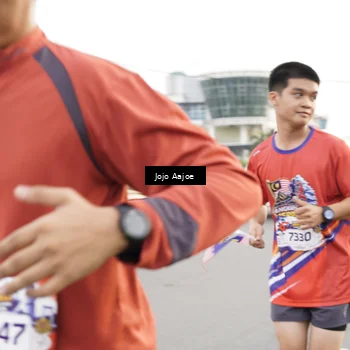 Runner Photo 5954243