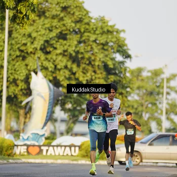 Runner Photo 5954252