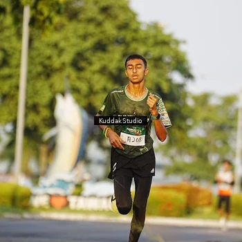 Runner Photo 5954297
