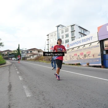 Runner Photo 5954613
