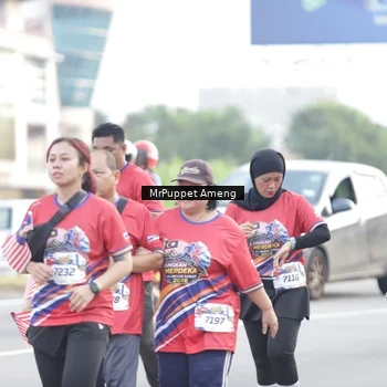 Runner Photo 5954684