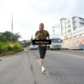 Runner Photo 5954716