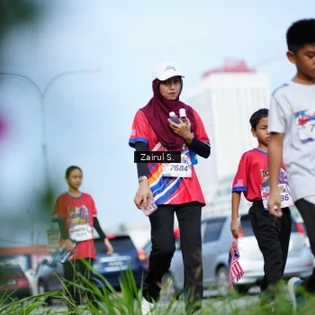 Runner Photo 5954915