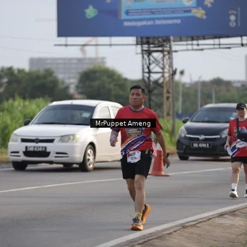Runner Photo 5954931