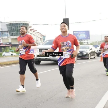 Runner Photo 5955495