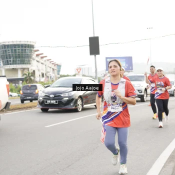 Runner Photo 5955546