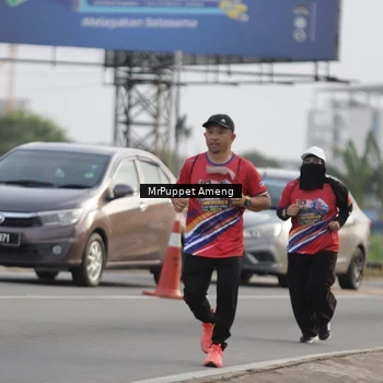 Runner Photo 5955715