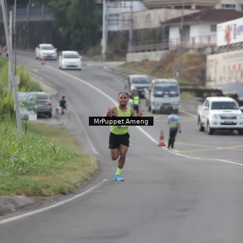 Runner Photo 5956023