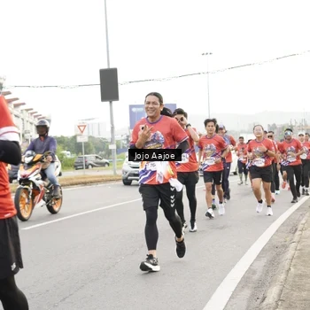 Runner Photo 5956195
