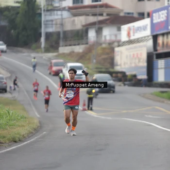 Runner Photo 5956210