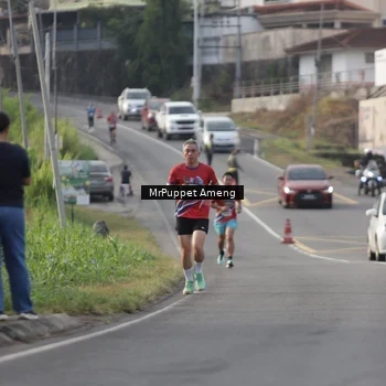Runner Photo 5956450