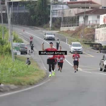 Runner Photo 5956599