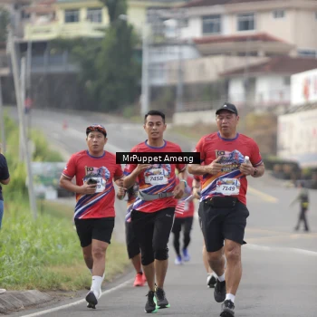 Runner Photo 5956624