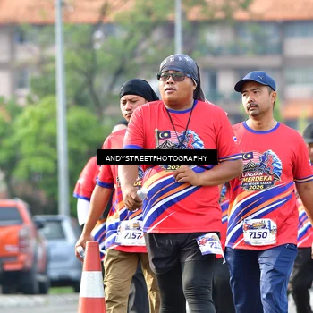 Runner Photo 5956703