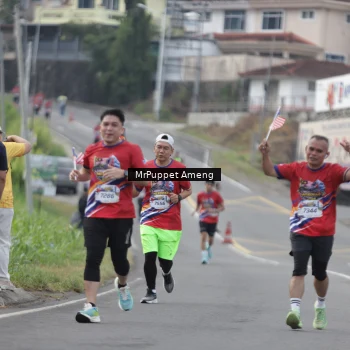 Runner Photo 5957024