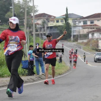 Runner Photo 5957121