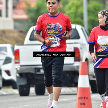 Runner Photo 5957332