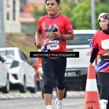 Runner Photo 5957343