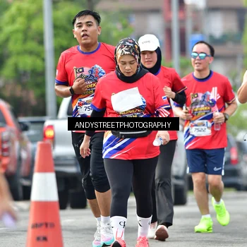 Runner Photo 5957344