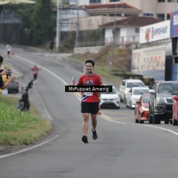 Runner Photo 5957373