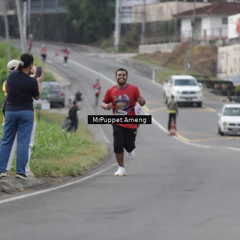 Runner Photo 5957405