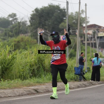 Runner Photo 5957524