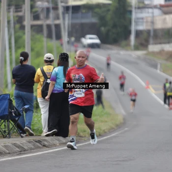 Runner Photo 5957573