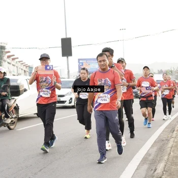 Runner Photo 5958002