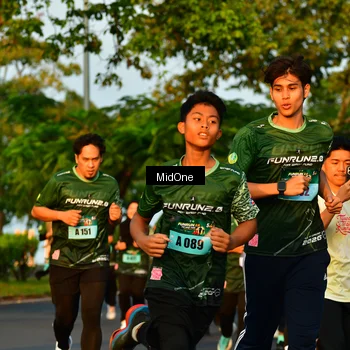 Runner Photo 5958453