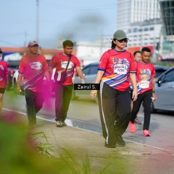 Runner Photo 5958743