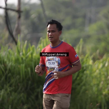 Runner Photo 5959035
