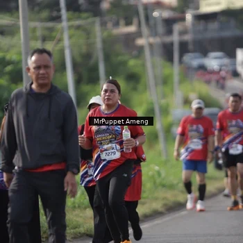 Runner Photo 5959400