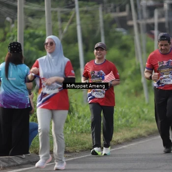 Runner Photo 5959593