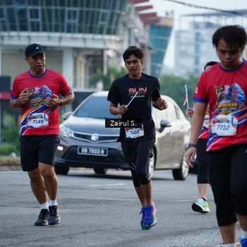 Runner Photo 5960984
