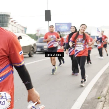Runner Photo 5962025