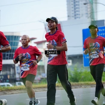 Runner Photo 5962279