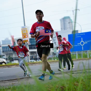 Runner Photo 5962347