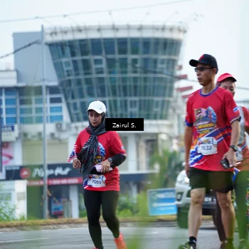 Runner Photo 5962743