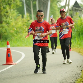 Runner Photo 5962890