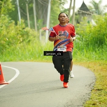Runner Photo 5962943